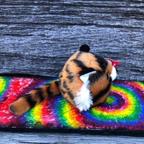 YooHoo & Friends mini round plushie Aurora World Valentines plush stuffed animal - Picture 2 of 9